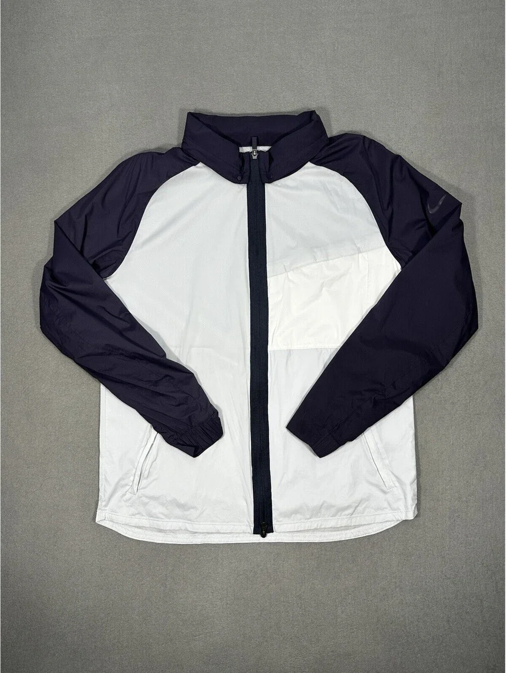 Nike Shield Men’s Windbreaker Jacket L Navy White Full Zip Hooded Lightweight